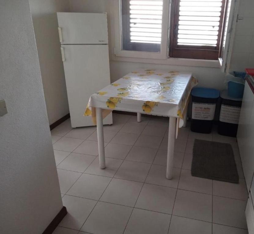 Dei Lestrigoni Apartamento Palau Exterior foto
