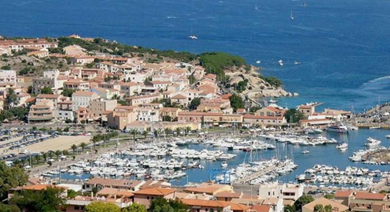 Dei Lestrigoni Apartamento Palau Exterior foto